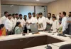 వెంకట్ రెడ్డి కాలనీలో ఓపెన్ డ్రైనేజీ దుర్వాసన.. జోనల్ కమిషనర్కు బీఆర్ఎస్ నేతల ఫిర్యాదు..