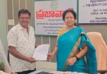 మంజీరా రోడ్డులో కల్వర్టు పనులు నిలిచిపోవడంతో ప్రజల ఆగ్రహం.. ప్రజావాణిలో మళ్లీ ఫిర్యాదు..