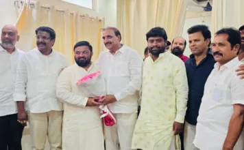 జమీర్ లిమ్రా నివాసంలో బక్రీద్ వేడుకల్లో పాల్గొన్న ఆరెకపూడి గాంధీ, గౌతమ్ గౌడ్