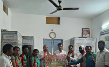 పేరెంట్స్ కమిటీల బలోపేతానికి TRP కదం.. వాల్ పోస్టర్ ఆవిష్కరణ..
