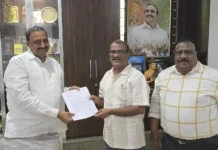 నూతన తహసీల్దార్ అశోక్ కుమార్కు ఆరెకపూడి గాంధీ శుభాకాంక్షలు