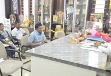 పార్కుల అభివృద్ధిపై ఆరెకపూడి గాంధీ సమీక్ష