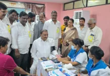 ఉచిత వైద్య శిబిరాలను నిర్వహించడం అభినందనీయం: పీఏసీ చైర్మన్ ఆరెకపూడి గాంధీ