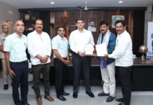 రెడ్క్రాస్ ప్యాట్రన్ మెంబర్గా చేరిన కిషోర్ కుమార్