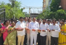 రూ.1.88 కోట్లతో మియాపూర్లో బీటీ, సీసీ రోడ్లకు శంకుస్థాపన