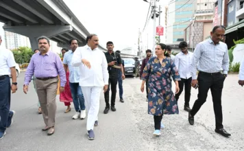 కొండాపూర్ హెచ్-సిటీ ప్రాజెక్టుపై ఎమ్మెల్యే గాంధీ, CMC కమిషనర్ సృజన సమీక్ష