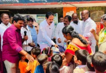 విద్యార్థుల భవిష్యత్తుకు ప్రభుత్వం అండగా నిలుస్తోంది: జగదీశ్వర్ గౌడ్