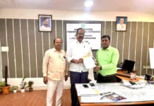 దీప్తిశ్రీనగర్ పార్కు కబ్జాపై డిప్యూటీ కమిషనర్కు జనం కోసం ఫిర్యాదు