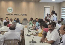 నేతాజీ నగర్ సమస్యల పరిష్కారానికి కమిషనర్కు వినతి