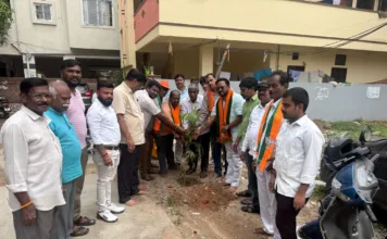 శ్యాం ప్రసాద్ ముఖర్జీకి ఘన నివాళులు