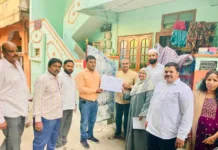 చందానగర్లో ప్రత్యేక ఓటరు జాబితా సవరణ.. ఇంటింటికీ ఎన్యూమరేషన్ ఫారాల పంపిణీ..