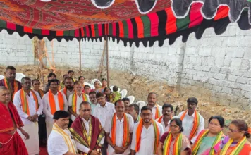శ్రీ వీరాంజనేయస్వామి ఆలయ నిర్మాణానికి శంకుస్థాపన