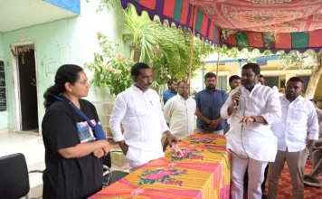 దుండిగల్ వార్డులో పౌర సమస్యలపై కమిషనర్ సృజన సమీక్ష