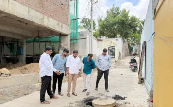 శ్మశానవాటిక రహదారిపై డ్రైనేజీ సమస్యకు పరిష్కారం