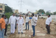 రూ.1.50 కోట్లతో ఎల్లమ్మబండ-శంషిగూడ లింక్ రోడ్డు.. పనులు పరిశీలించిన ఆరెకపూడి గాంధీ..