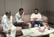 ఎమ్మెల్సీ శంబీపూర్ రాజును పరామర్శించిన కొమిరిశెట్టి సాయిబాబా