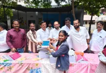విద్యార్థులు క్రమశిక్షణతో చదివి ఉన్నత శిఖరాలకు చేరాలి: గంగాధర్ రెడ్డి