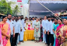 వైఎస్ఆర్ ఆశయాలను యువత ఆదర్శంగా తీసుకోవాలి: జగదీశ్వర్ గౌడ్