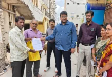 SIR వేగవంతం.. శేరిలింగంపల్లిలో ఇంటింటా ఫారం పంపిణీ, డిజిటలైజేషన్పై ERO నారాయణ్ అమిత్ ఆకస్మిక తనిఖీలు