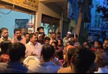 హఫీజ్పేట్ రేషన్ షాప్లో అక్రమాల ఆరోపణలు.. డీలర్ పై కేసు నమోదు చేయాలని ప్రజల డిమాండ్..