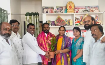 వడ్డెర కార్పొరేషన్ చైర్మన్ గుంజ రేణుక నారాయణకు ఘన సన్మానం