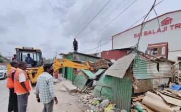 సైబరాబాద్లో వాక్ ఫ్రీ డ్రైవ్.. 16.7 కి.మీ. పరిధిలో 420 ఫుట్పాత్ ఆక్రమణల తొలగింపు