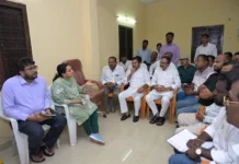 పటాన్చెరు వార్డులో పౌర సమస్యలపై సీఎంసీ కమిషనర్ ఫీల్డ్ విజిట్