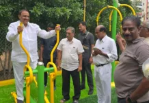 గోల్డెన్ తులిప్ కాలనీలో రూ.15 లక్షలతో ఓపెన్ జిమ్ ప్రారంభం
