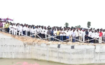 ధర్మారెడ్డి కాలువలోకి సాగునీటి విడుదల.. వేలాది ఎకరాలకు నీరందనున్నట్లు ఎమ్మెల్యేల వెల్లడి