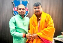 చందానగర్ నూతన సీఐ శ్రీధర్కు మధు కుమార్ శుభాకాంక్షలు