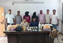 డబ్బు రెట్టింపు చేస్తామని మోసం.. పోలీసులకు చిక్కిన విదేశీయులు..