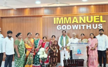 SIR సర్వేలో చర్చిల సందర్శన.. ఓటరు నమోదు, చైతన్యంపై రాగం నాగేందర్ యాదవ్ పిలుపు