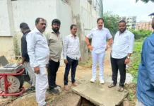 నాలాలో గల్లంతైన వృద్ధుడి కోసం ముమ్మర గాలింపు.. అధికారుల పనితీరును ప్రశంసించిన జగదీశ్వర్ గౌడ్