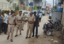 జ్యువెలరీ షాప్లో భారీ చోరీ.. 7 తులాల బంగారం, 4 కిలోల వెండి అపహరణ