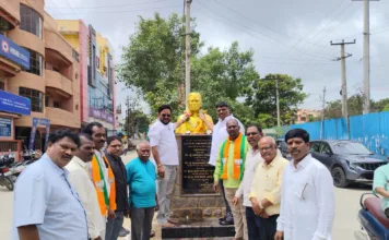 జయశంకర్ ఆశయాలను ప్రతి పౌరుడు కొనసాగించాలి: బీజేపీ నేతలు