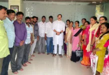 కొండాపూర్ ప్రజలకు షేక్ చాంద్ పాషా హామీ