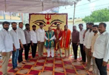 గోపన్పల్లిలో ఘనంగా బోనాల వేడుకలు.. అమ్మవారికి ప్రత్యేక పూజలు చేసిన కొమిరిశెట్టి సాయిబాబా