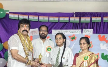త్రివేణి పాఠశాలలో ఘనంగా స్వాతంత్య్ర దినోత్సవ వేడుకలు