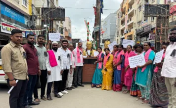 కల్యాణలక్ష్మి, షాదీ ముబారక్ పథకాలను పునరుద్ధరించాలి: శ్రీనివాస్ గౌడ్