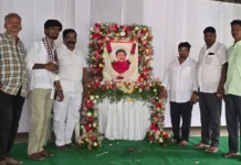 సిరిపురం సురేష్ చారి ప్రథమ వర్ధంతి.. నివాళులర్పించిన బీసీ సంఘాల నేతలు