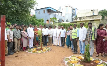 జనప్రియ కాలనీలో వన మహోత్సవం.. మొక్కలు నాటి గ్రీన్ సిటీగా తీర్చిదిద్దాలి: ఆరెకపూడి గాంధీ