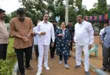 మదీనాగూడ, హఫీజ్పేట్లో పౌర సమస్యలపై సమీక్ష