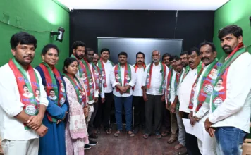 షాద్నగర్లో టీఆర్పీకి బలం.. బీఆర్ఎస్, బీజేపీ నాయకుల చేరిక