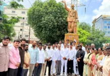 వైఎస్సార్ 17వ వర్ధంతి.. మాదాపూర్లో ఘన నివాళులు