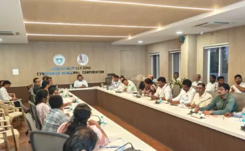 శేరిలింగంపల్లి జోన్లో పెండింగ్ పనులపై జోనల్ కమిషనర్ నారాయణ అమిత్ సమీక్ష
