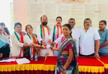 చందానగర్లో భవన నిర్మాణ కార్మికులకు లేబర్ కార్డుల పంపిణీ