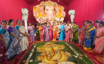 విఘ్నేశ్వరుడి సేవలో మాజీ కార్పొరేటర్ మంజుల రఘునాథ్ రెడ్డి