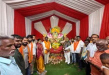 గుల్మోహర్ పార్క్ కాలనీలో గణనాథుడికి ఘనంగా ప్రత్యేక పూజలు.. పాల్గొన్న సాయిబాబా