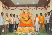 మట్టి వినాయకులనే పూజిద్దాం.. పర్యావరణాన్ని పరిరక్షిద్దాం: ఉప్పలపాటి శ్రీకాంత్