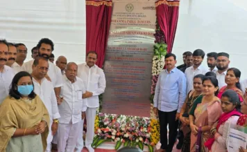 శేరిలింగంపల్లిలో ఇందిరమ్మ టవర్స్కు శ్రీకారం.. ఏడాదిలోనే పేదల గృహప్రవేశాలు